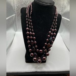 NWOT Burgundy Color faux pearl Necklace